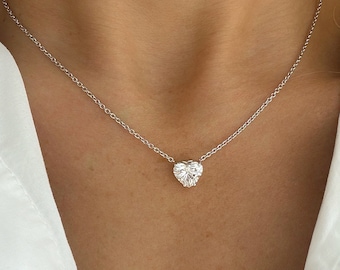 Stunning 2 Carat Heart Shape Pendant Necklace - E/VS1 IGI Certified Lab Grown Diamond.