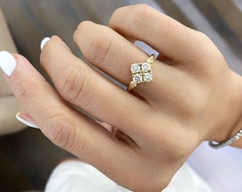Beautiful 4 Diamonds set as a Diamond Shape Ring In 14k Solid Gold with 2 Side Small Diamonds. Delicate Detailed Gold Band