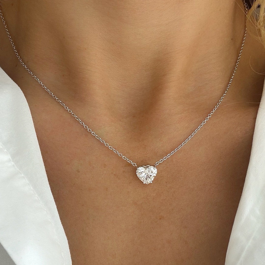 Stunning Carat Heart Shape Pendant Necklace E/VS1 IGI