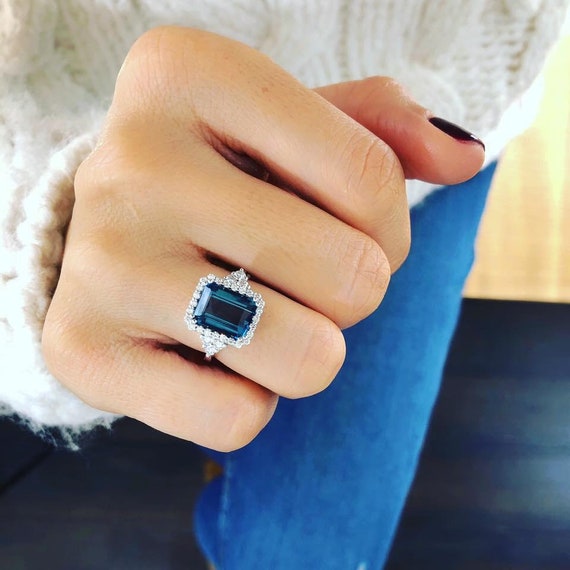 Mauli Jewels Rings for Women 1.85 Carat Diamond And Oval-Shape Blue Topaz  Ring 4 Prong 10K Yellow Gold - Walmart.com