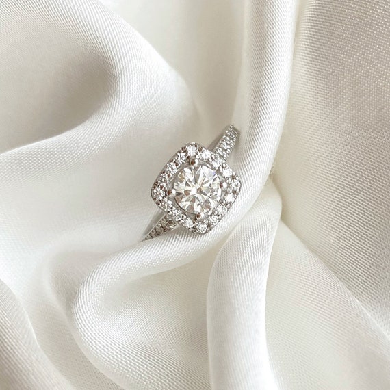Square Shaped Ring With CZ