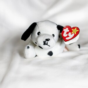 Dalmatian stuffed animal, plushie dog toy. A vintage collectible toy Beanie Baby, a piece 1990&#39;s nostalgia.  Rare black and white dalmation.