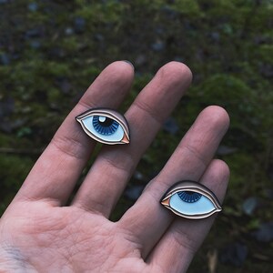 Trendy lapel pins sale