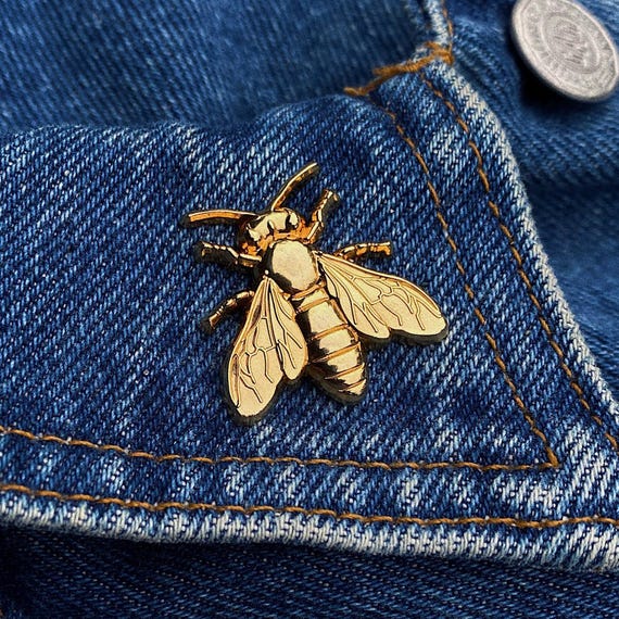 Bee Golden Metal Pin - Golden Bee Brooch - Honey Bee Badge - 3D Bumblebee Lapel Pin - Queen Bee Enamel Pin - Beekeepers Brooch - Apis Pin