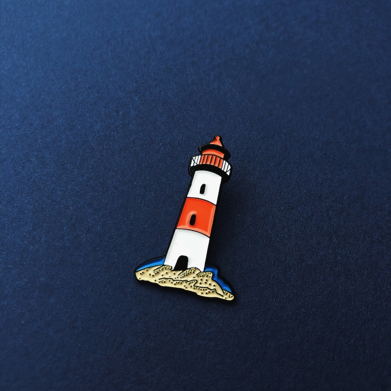 Épinglette phare en émail épinglette marin insigne phare épingle mer cadeaux phare cadeau voile image 1