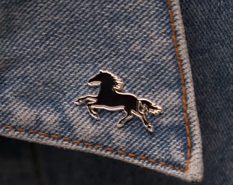 Running Horse Enamel Pin - Horse Silhouette Brooch - Elegant Animal Badge - Wilf Horse Pin - Racehorse Pin - Strong Colt Pin - Stallion Pin