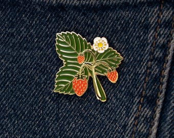 Wild Strawberry Enamel Pin - Cute Berry Pin Badge - Cottagecore Fruit Lapel Pin - Kawaii Nature Accessory - Sweet Summer Gift