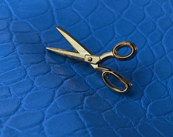 Golden Scissors Enamel Pin - Scissors Lapel Pin - Hairdresser Pin - Hairstylist Pin - Designer Pin Badge - Crafty Gift