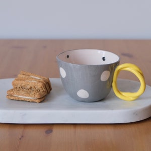 Vanilya Mug, Handmade ceramic mug, grey mug, dots,