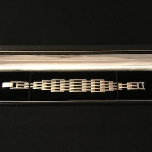 VINTAGE69 - Silver Bracelet - Stunningly beautiful - .925 Sterling Silver - Handmade - Art Deco - Amsterdam School Style - 56 grams - 1.98 oz