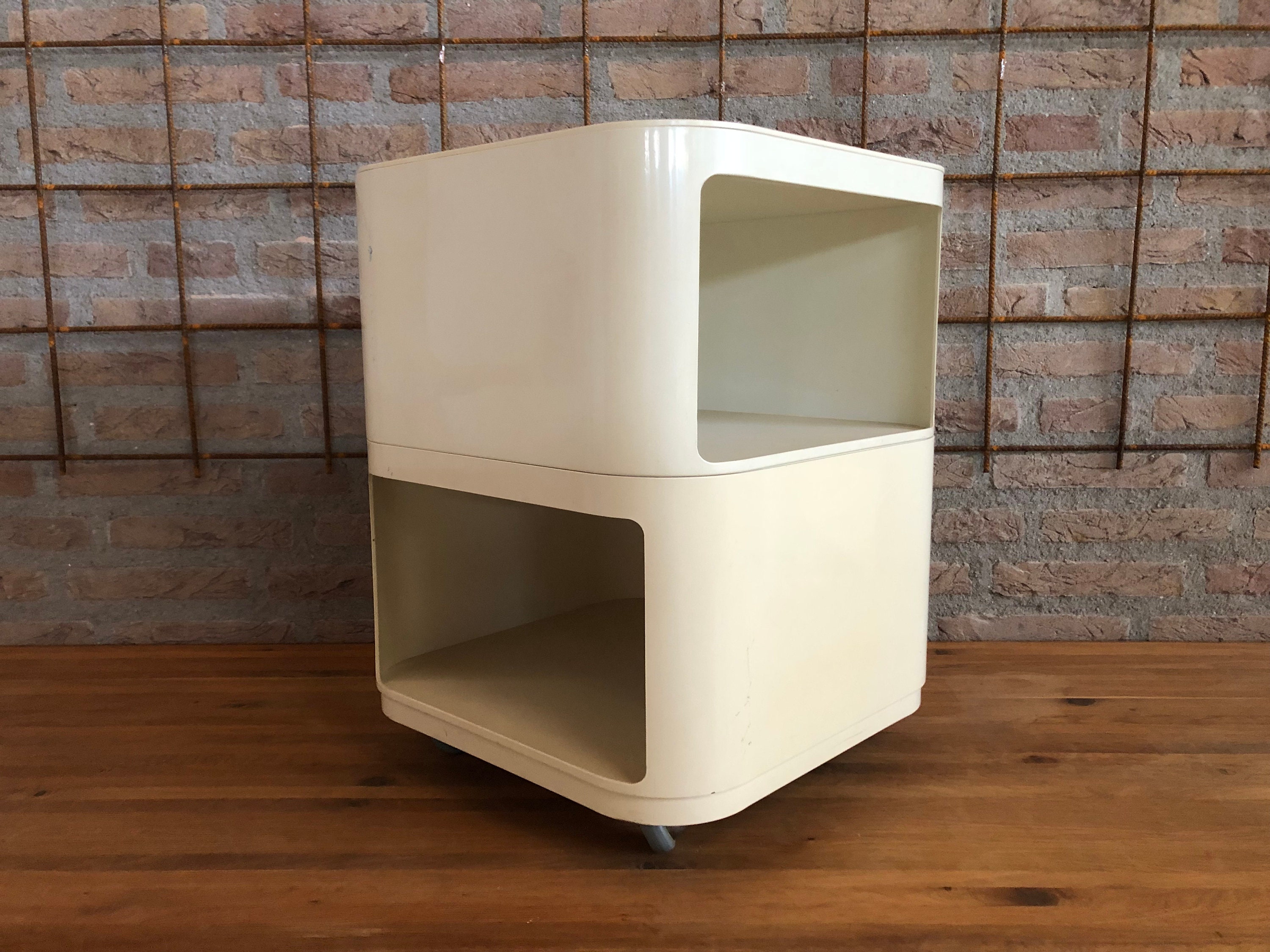 VINTAGE69 - Anna Castelli - Kartell - Componibili - Italian VINTAGE69 - Anna Castelli - Kartell - Componibili - Italian