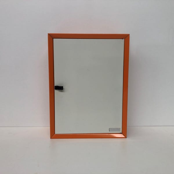 VINTAGE69 - Dutch design - Brabantia - Bathroom cabinet - Medicine cabinet - 1970 - Metal Storage Box - Orange