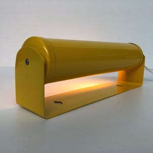 VINTAGE69 - Metal wall lamp - 1980 - Memphis style - Wall lamp - 1980s - Bedside lamp - Night lamp