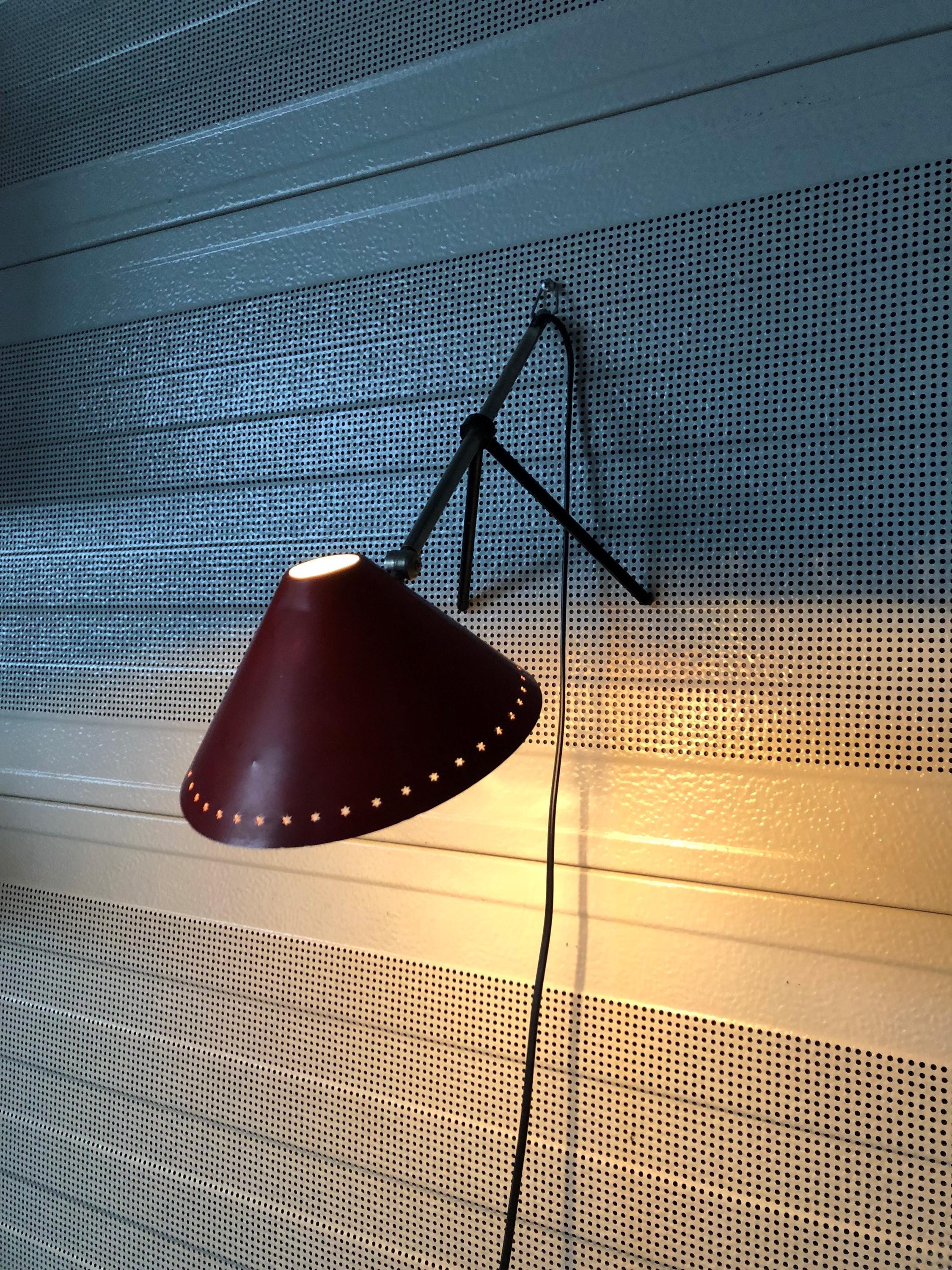 VINTAGE69 - Hala Zeist - Pinocchio - Pinocchio Red - Desk Lamp
