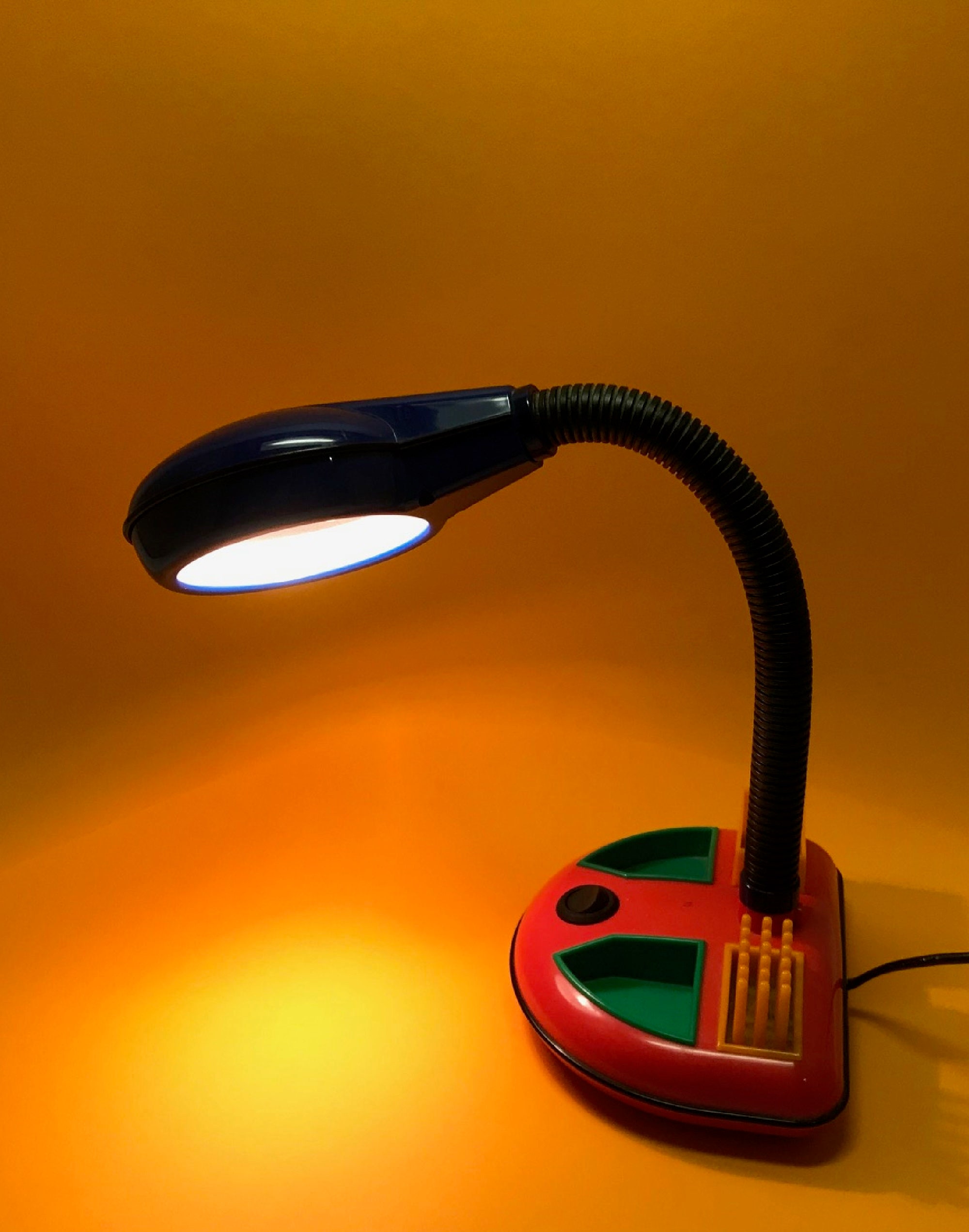 VINTAGE69 - Rabbit Tanaka - Memphis Style - Desk Lamp - Night Lamp ...
