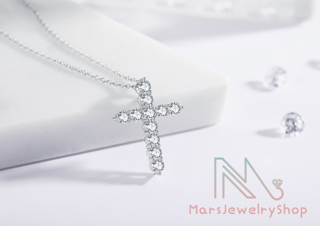 モアッサナイト ダイヤモンド 1.1 CT クロス ペンダント ネックレス