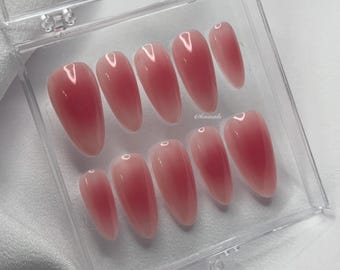 Blush Pink Press On Nails | Aura Design | Hand Painted Gel Nails | Haiinails