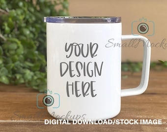 Mockup reismok van 10 oz: witte roestvrijstalen koffiemok (digitale download)