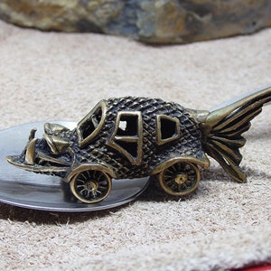 Fish-bus, small bronze souvenir, OOAK live car-animal, handcrafted mechanical fish, amazing gift for drivers, unique crazy steampunk decor
