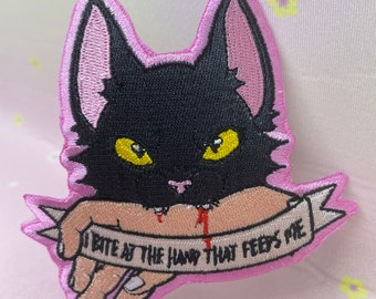 Cat bite iron on patch