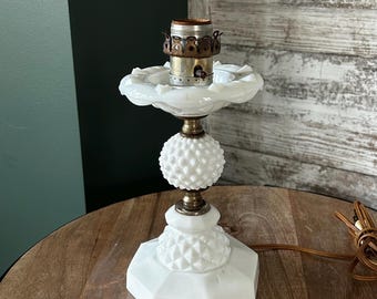 vintage milk glass lamp 3 tier Works/Tested table lamp nightstand dresser light