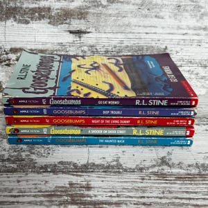 Goosebumps Paperback Book Lot Of 5 1st Edition Books Vintage by R. L. Stine
