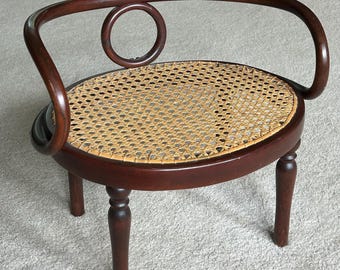 Antiker Jugend Bugholz Sessel mit Geflecht Sitzfläche Thonet Stil