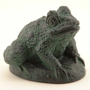 Small Toad with Optional Base + Custom Personalized Engraving, Small Toad, Toad, Custom Engraving, Toad Statue, Toad Decor, Made in USA