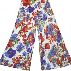 Authentic Vintage 1970’s Floral Pants!