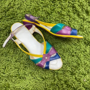 Authentic Vintage 1960s (1940s style) Heels!