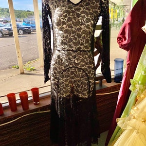 Authentic Antique 1920s Art Deco Dress!