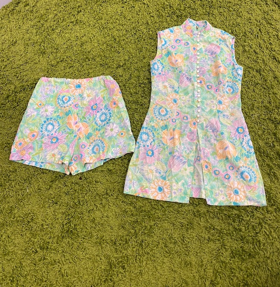 Authentic Vintage 70s Dress And Shorts!