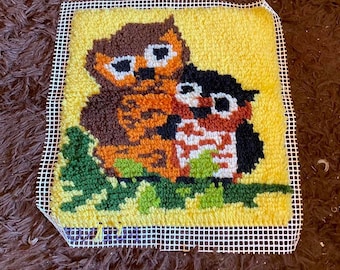 Authentic Vintage 70s Latch Hook Rug!
