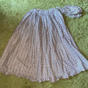 Authentic Vintage 70s Skirt And Bonnet!