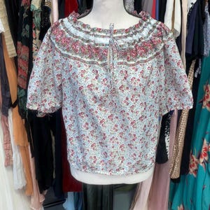 Authentic Vintage 1970s Prairie Top!