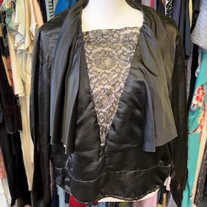 Authentic Antique 1900s Top!