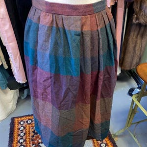 Authentic Vintage 1980s Plaid Skirt!