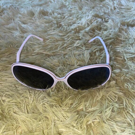 Authentic Vintage 70s Sunglasses! - image 3