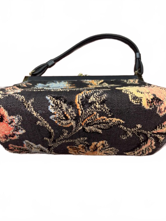Authentic Vintage 1960’s Tapestry Handbag! - image 3
