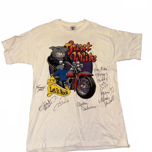 Authentic Vintage 1980’s Signed Great White Band T-shirt!
