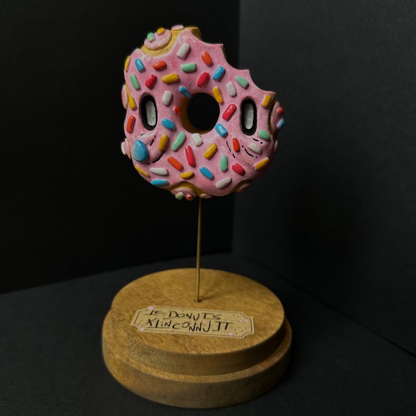 Le Donuts X Linconnujt. Sculpture, curiosité.