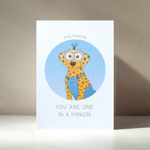 Biglietto d'auguri di compleanno illustrato personalizzato "Dalminion" in formato A6 con un cane dalmata - Benefici di beneficenza
