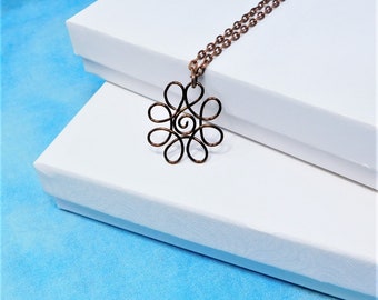 Copper Wire Sculpted Flower Pendant Necklace, Simple Gift for Women, Artistic Jewelry Birthday Present for Wife or Best Friend Gift