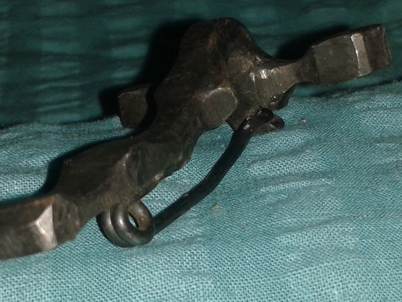 Cross fibula