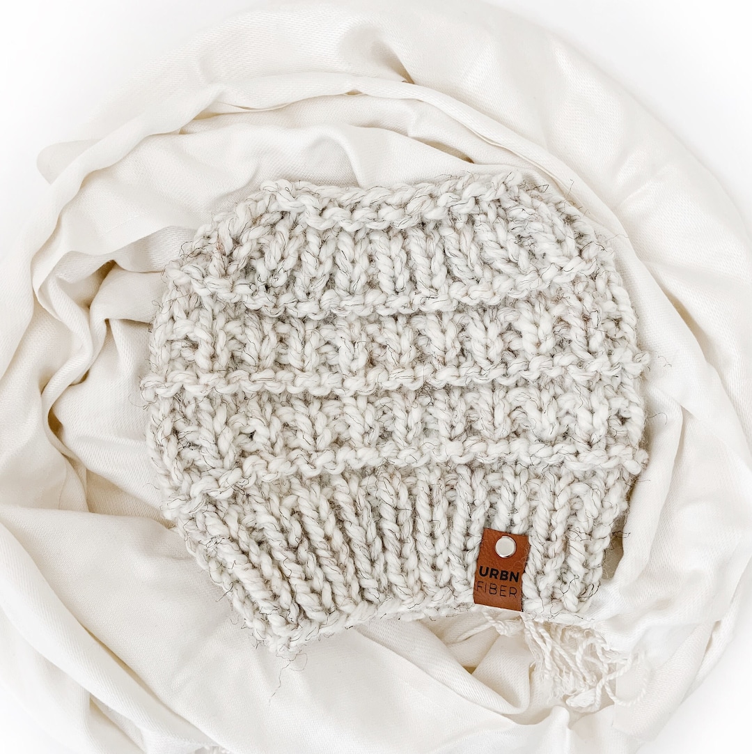 Winter Hats for Ponytails Messy Bun Beanie for Women Etsy