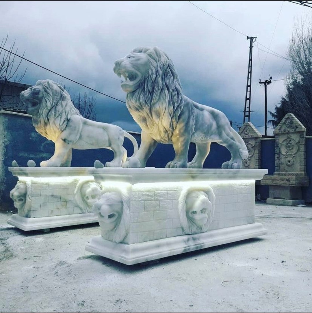 Hand Made Marble Lion Sculpture, Hand Carved Art White Marble Lion