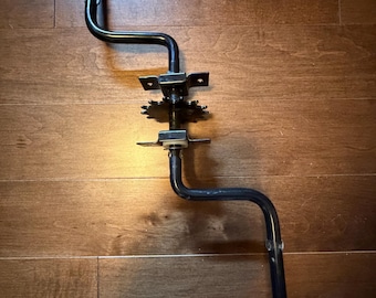 Pedal tractor arm assembly for Ertl/Tomy John Deere Case IH etc pedal tractors