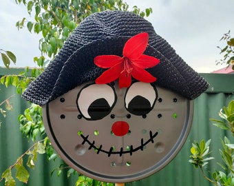 Espantapájaros SVG, cara de espantapájaros SVG, espantapájaros para jardín. otoño otoño de halloween, adorno de jardín de espantapájaros, archivo de corte digital, cricut, DXF