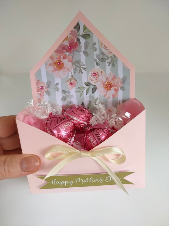 Mother's Day Gift Box SVG