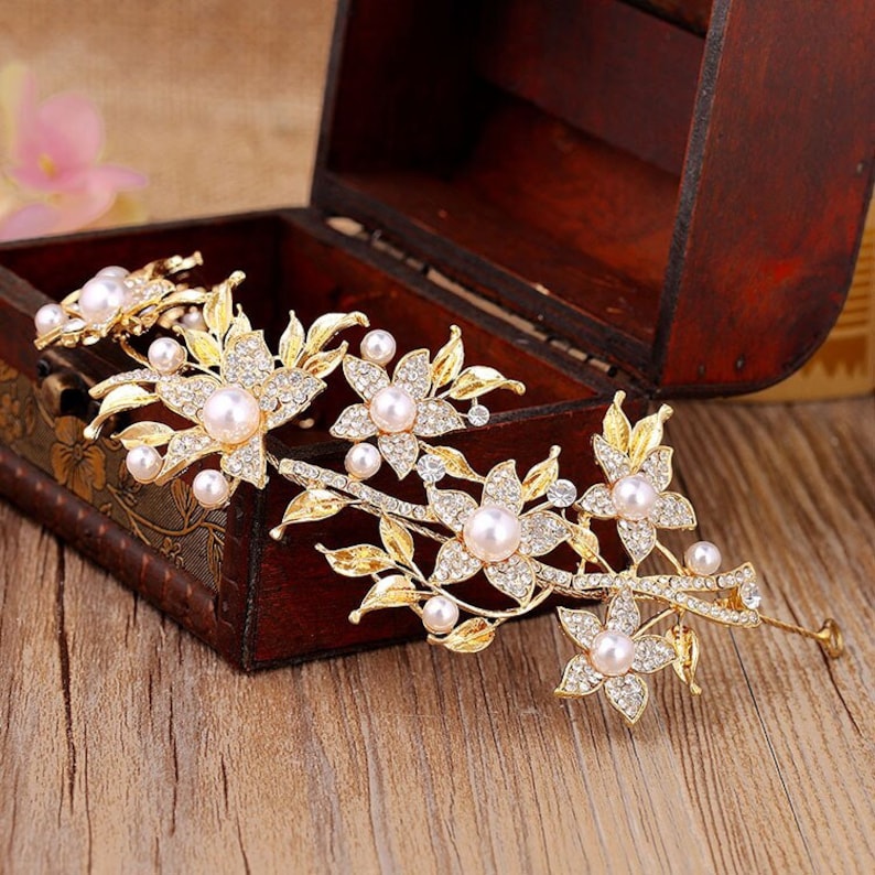 Dower me Gold Leaf Headband Bridal Hair Vine Jewelry Rhinestone Wedding Hair Accessories Women Tiara HW5072